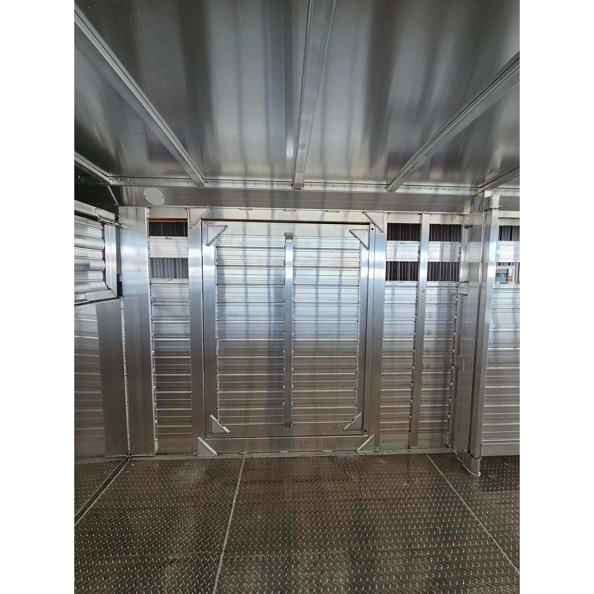 2026 4-Star 30' Stock Trailer - Image 10