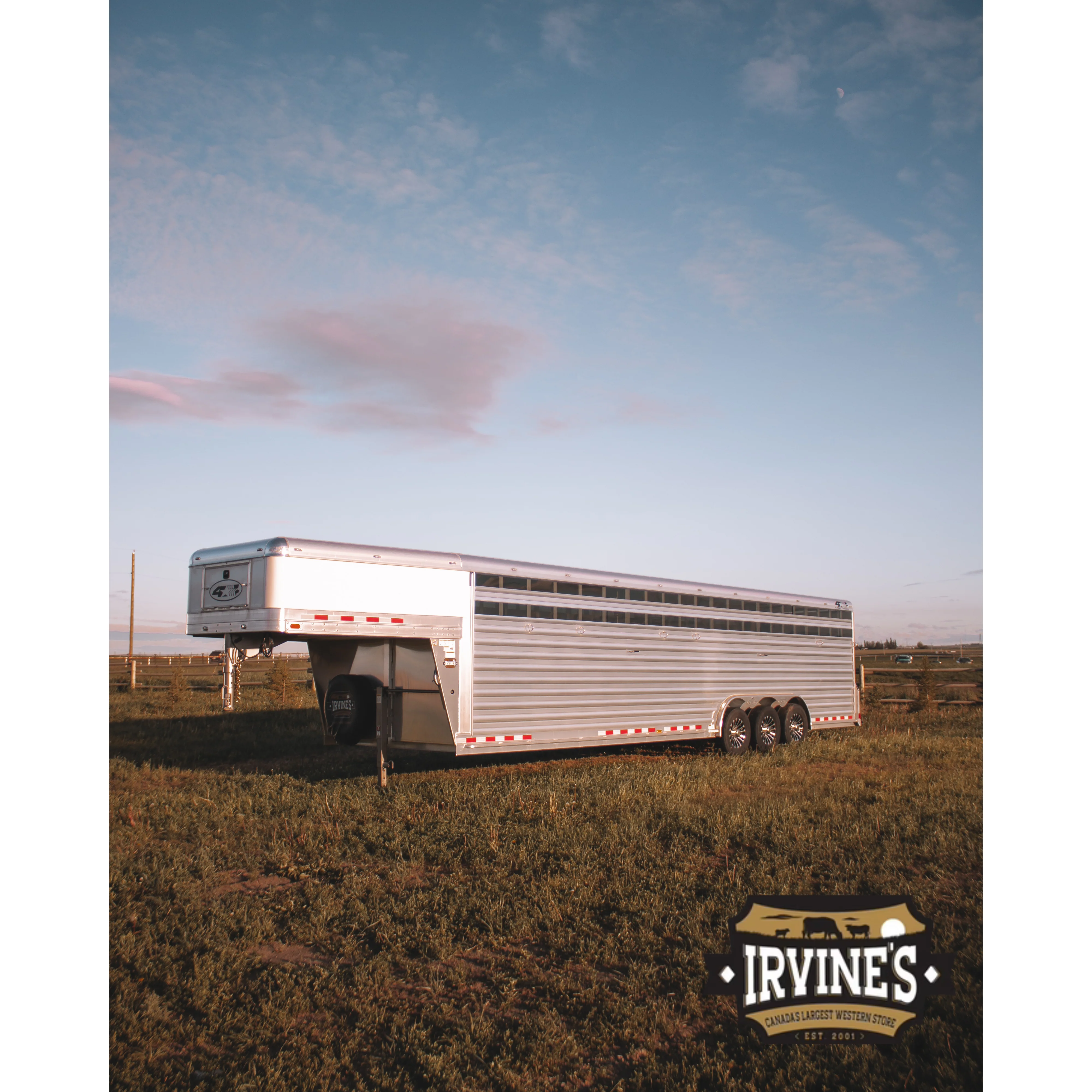 2026 4-Star 32' Stock Trailer w/ Plexiglass