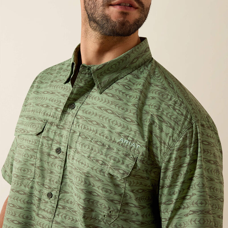 Ariat Men's Printed Venttek Outbound Short Sleeve Shirt  - Green - Image 4