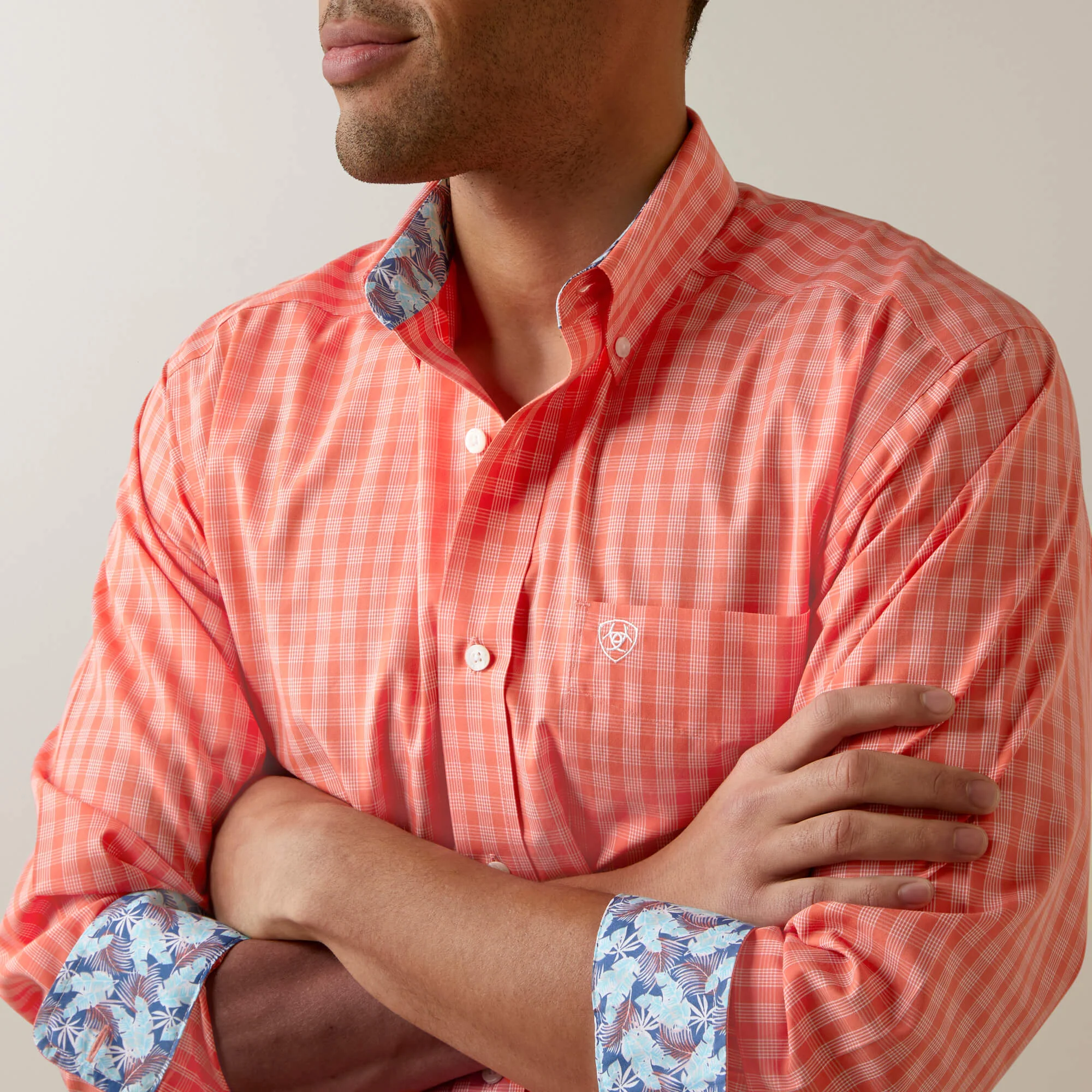Ariat Men's Wrinkle Free Winston Fitted Shirt - Flame Coral - Image 4