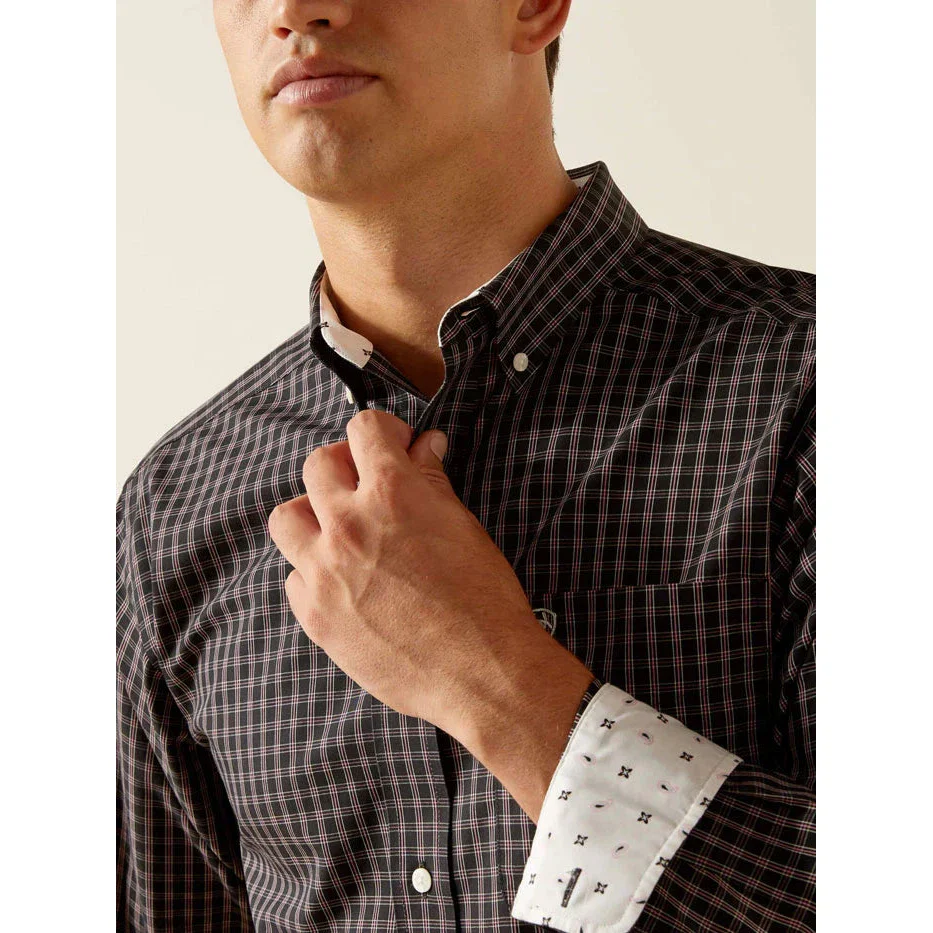 Ariat Men's Wrinkle Free Brooklyn Fitted Long Sleeve Shirt - Black - Image 3