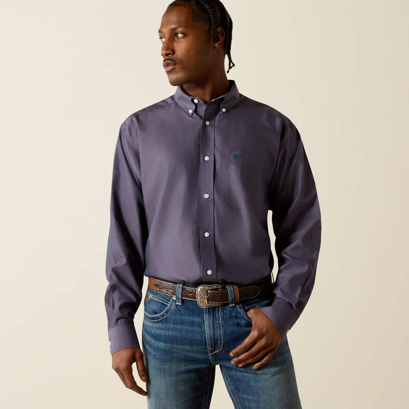 Ariat Men's Wrinkle Free Solid Pinpoint Oxford Classic Fit Shirt - Navy