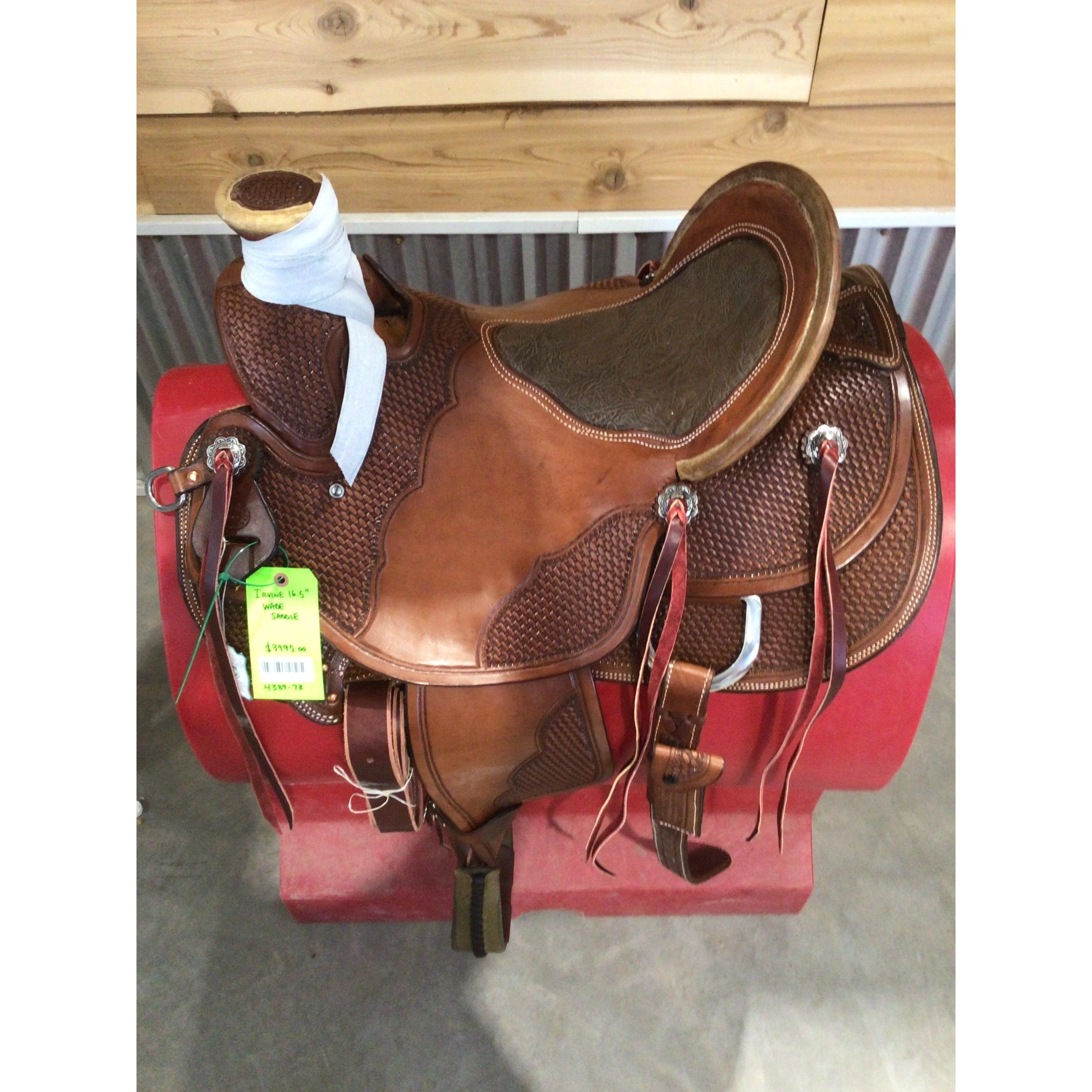 Irvine 16.5" Wade Saddle - Image 2
