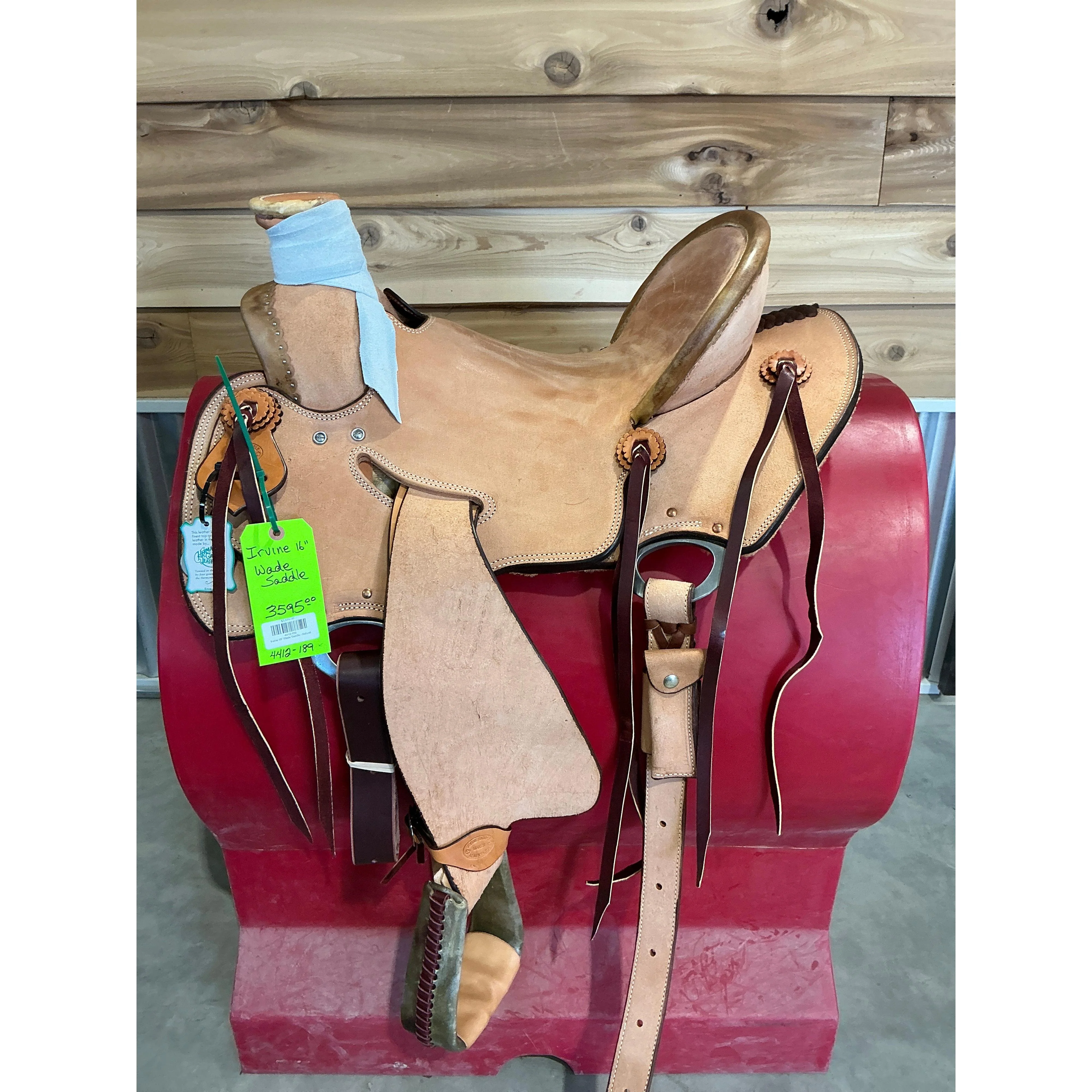 Irvine 16" Wade Saddle - Natural