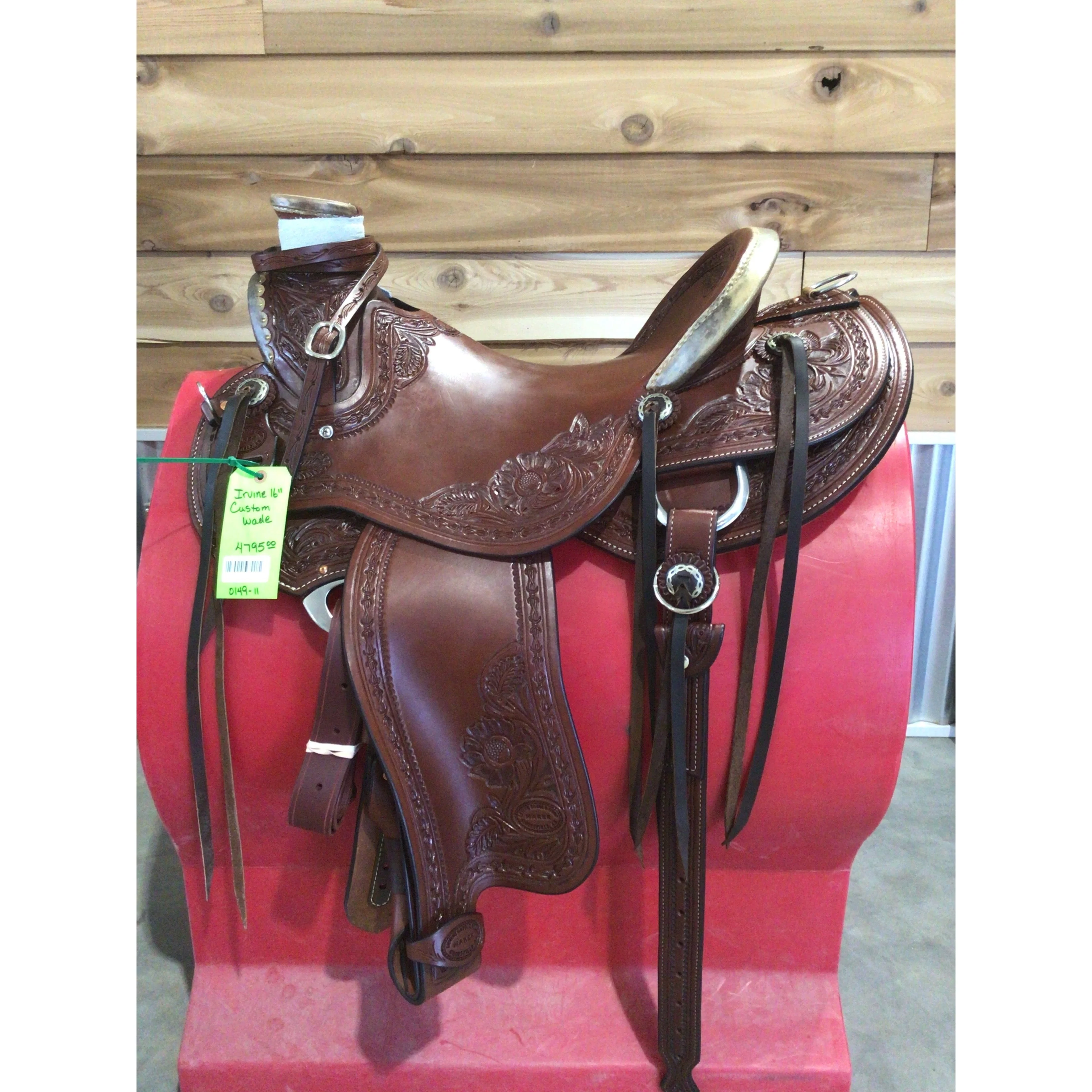 Irvine Custom 16" Wade Saddle