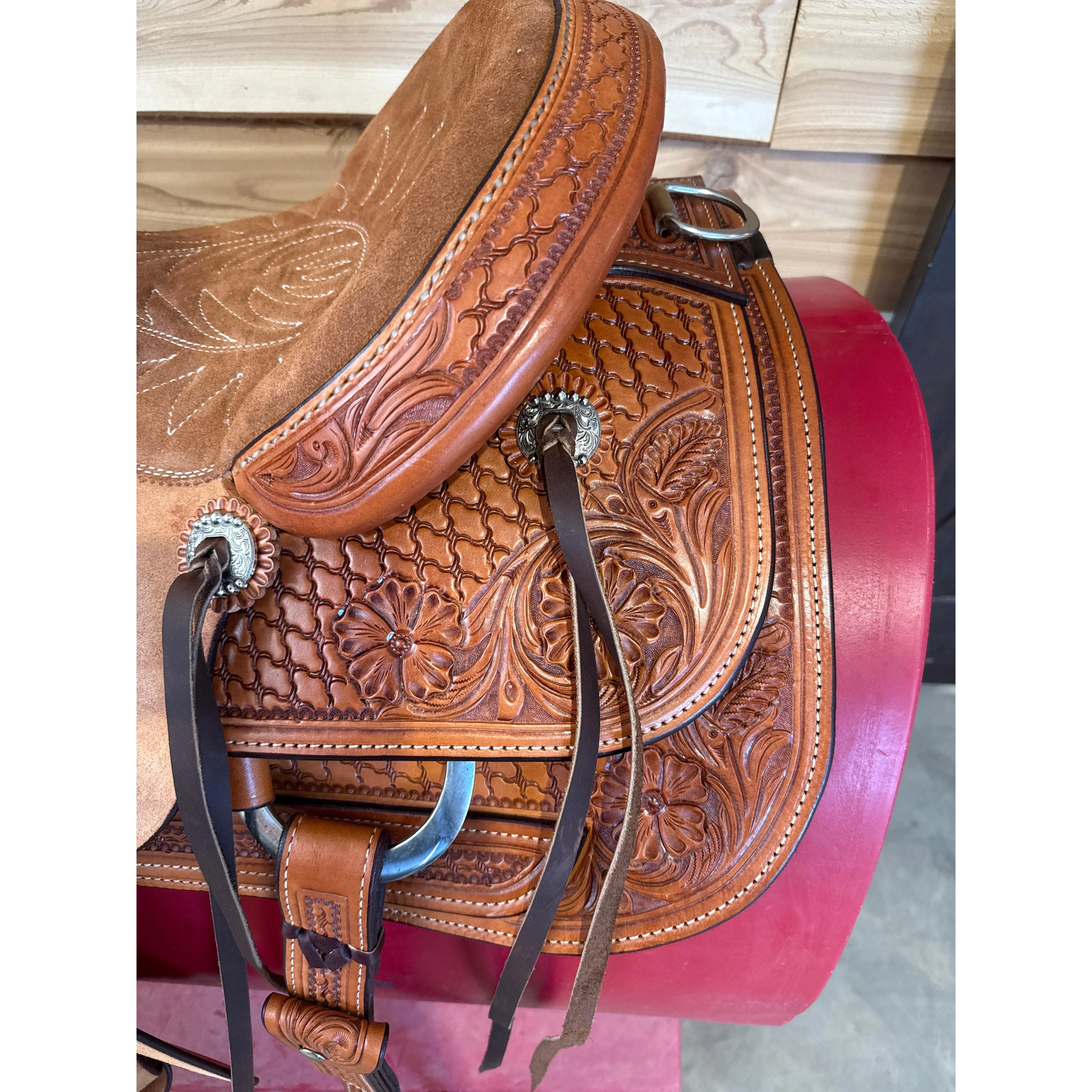 Irvine Custom 16.5" Association Saddle - Image 2