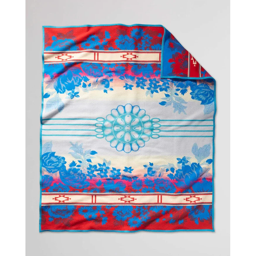 Jacqueard Napped Blacket Gather- Blue - Image 2