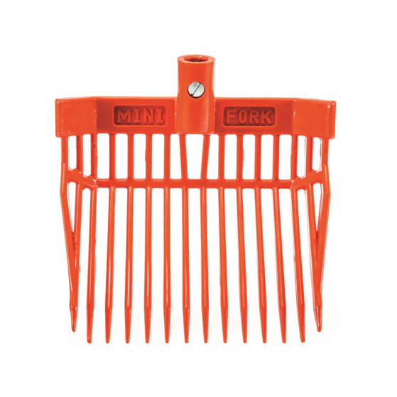 Irvines Kiddie Stall Fork - 36" Handle - Image 4