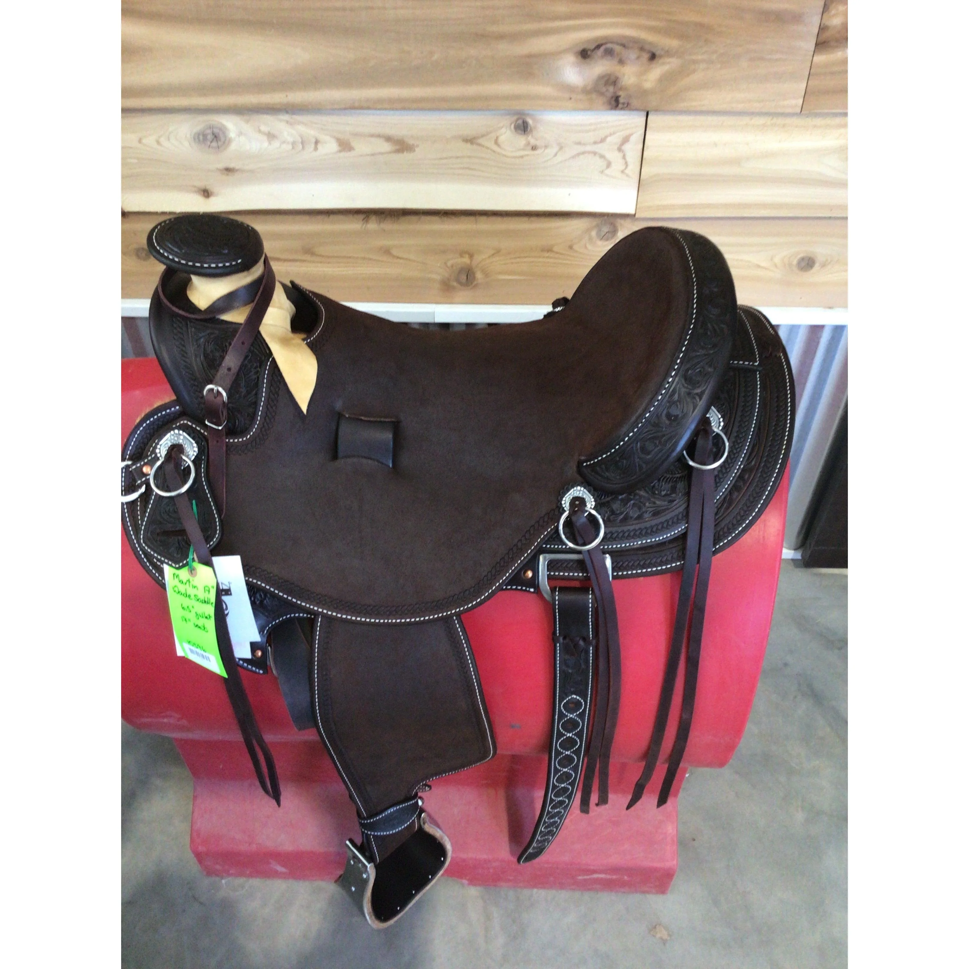 Martin 17" Wade Saddle - Image 2