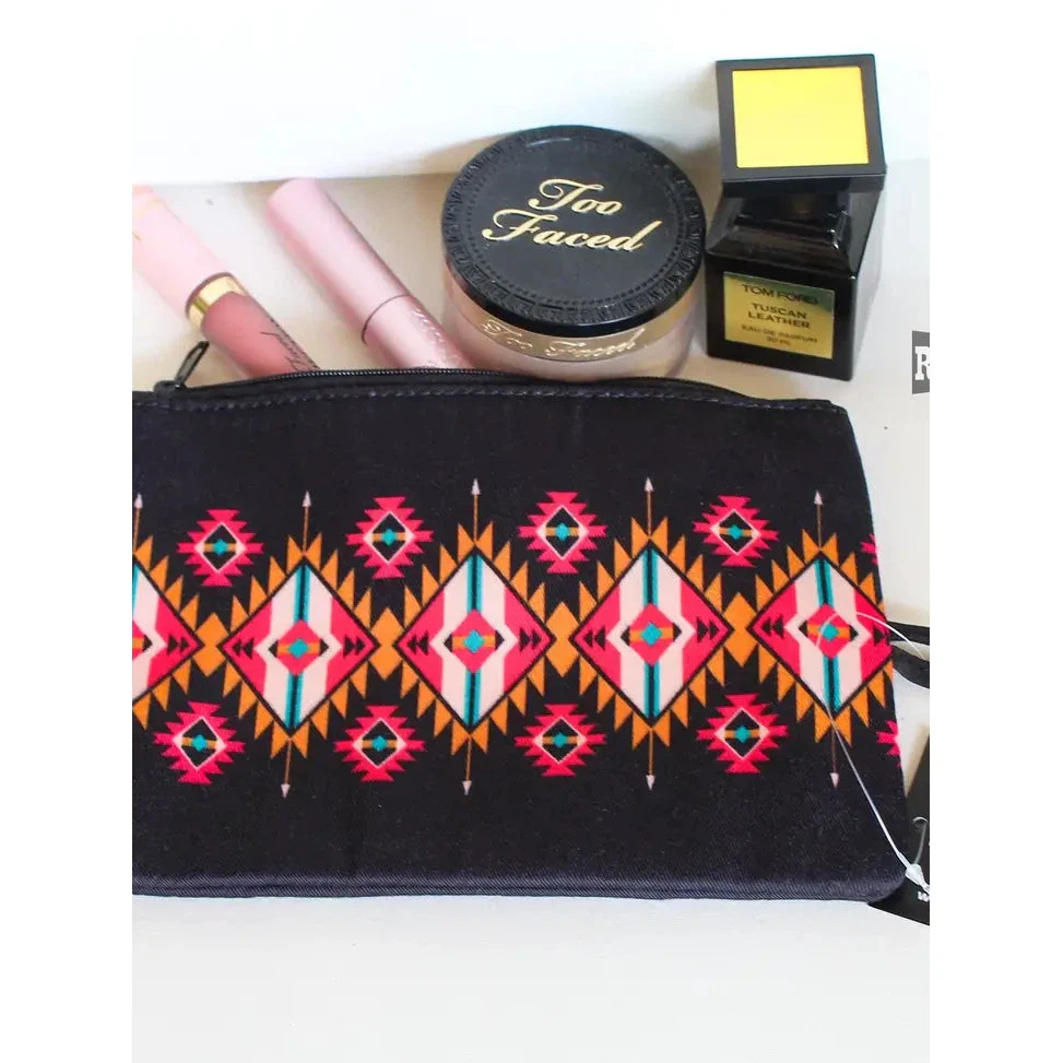 Rowdy Crowd Small Makeup Bag - Open Range - Image 2