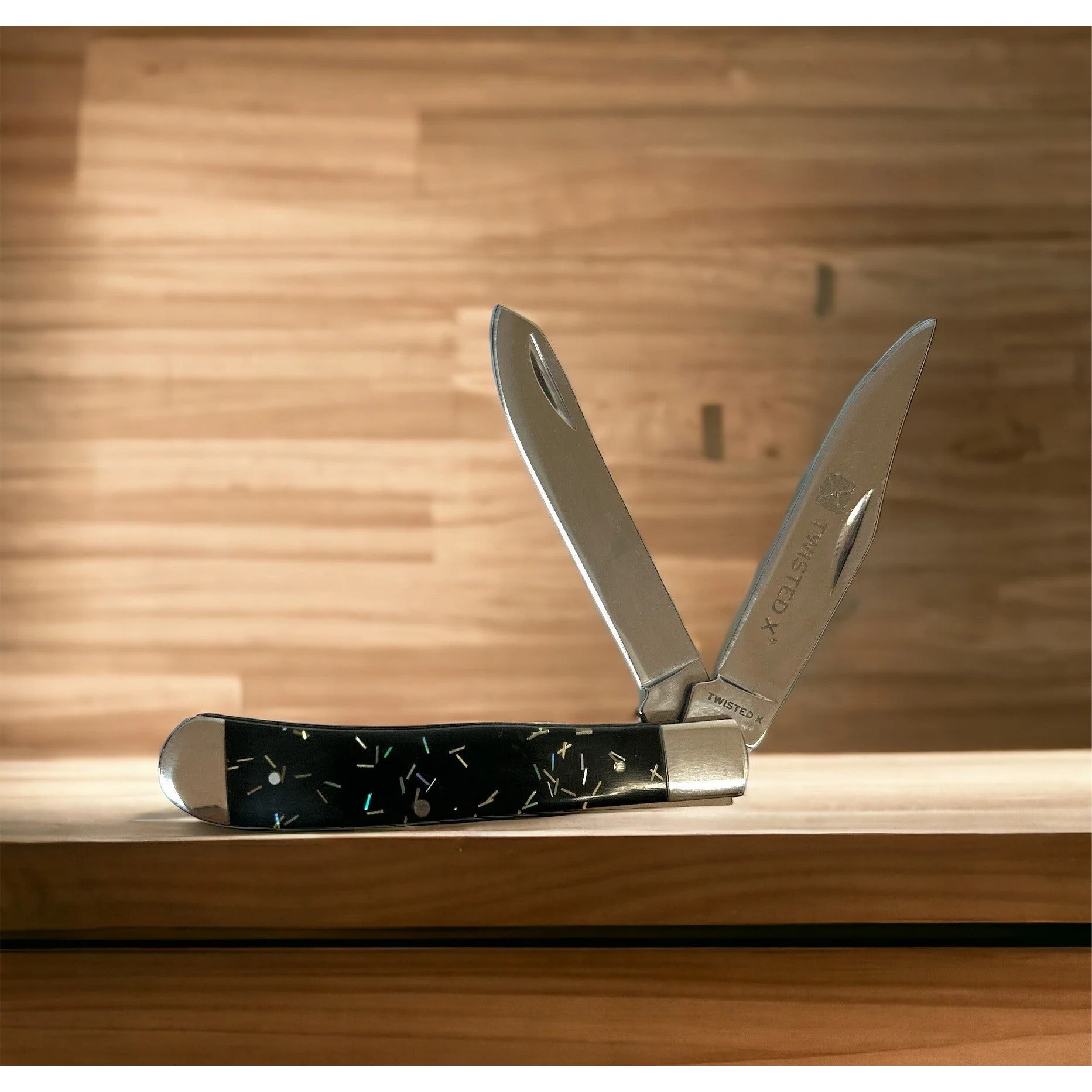 Twisted X Knife Folding Knife Stainless Blade Steel Handle Trapper - Black Fireworks