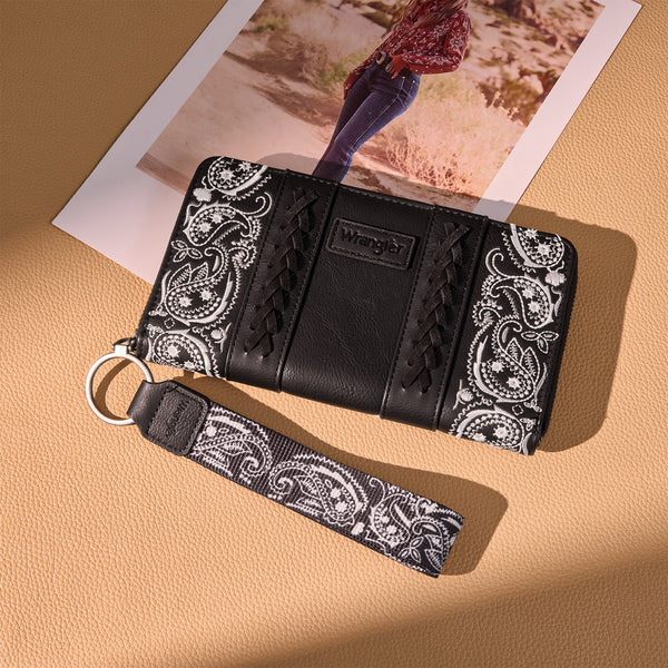 Wrangler Bandana Paisley Print Wallet- Multiple Colours - Image 4