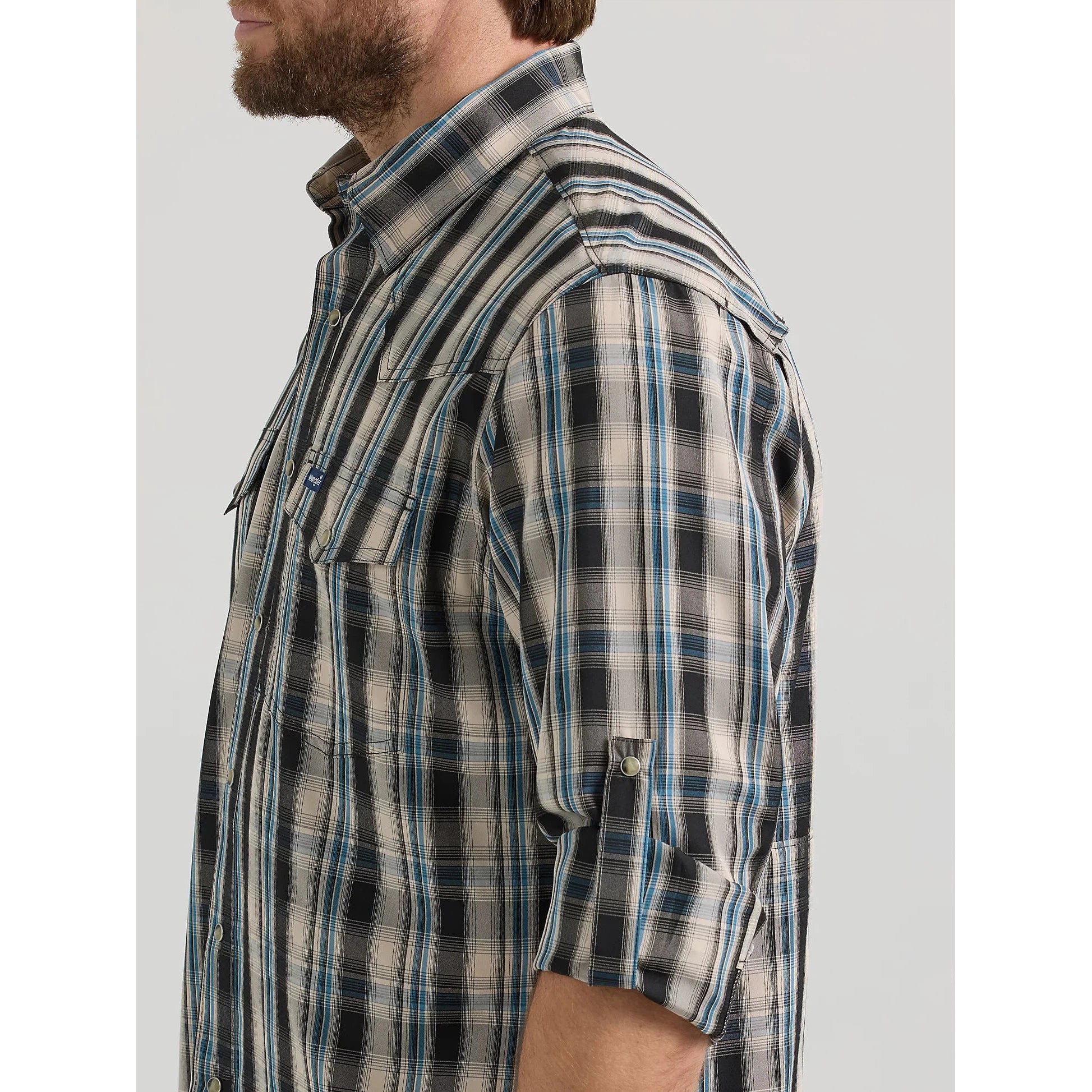 Wrangler Men's Performance Snap Long Sleeve Solid Shirt - Tan Black - Image 3