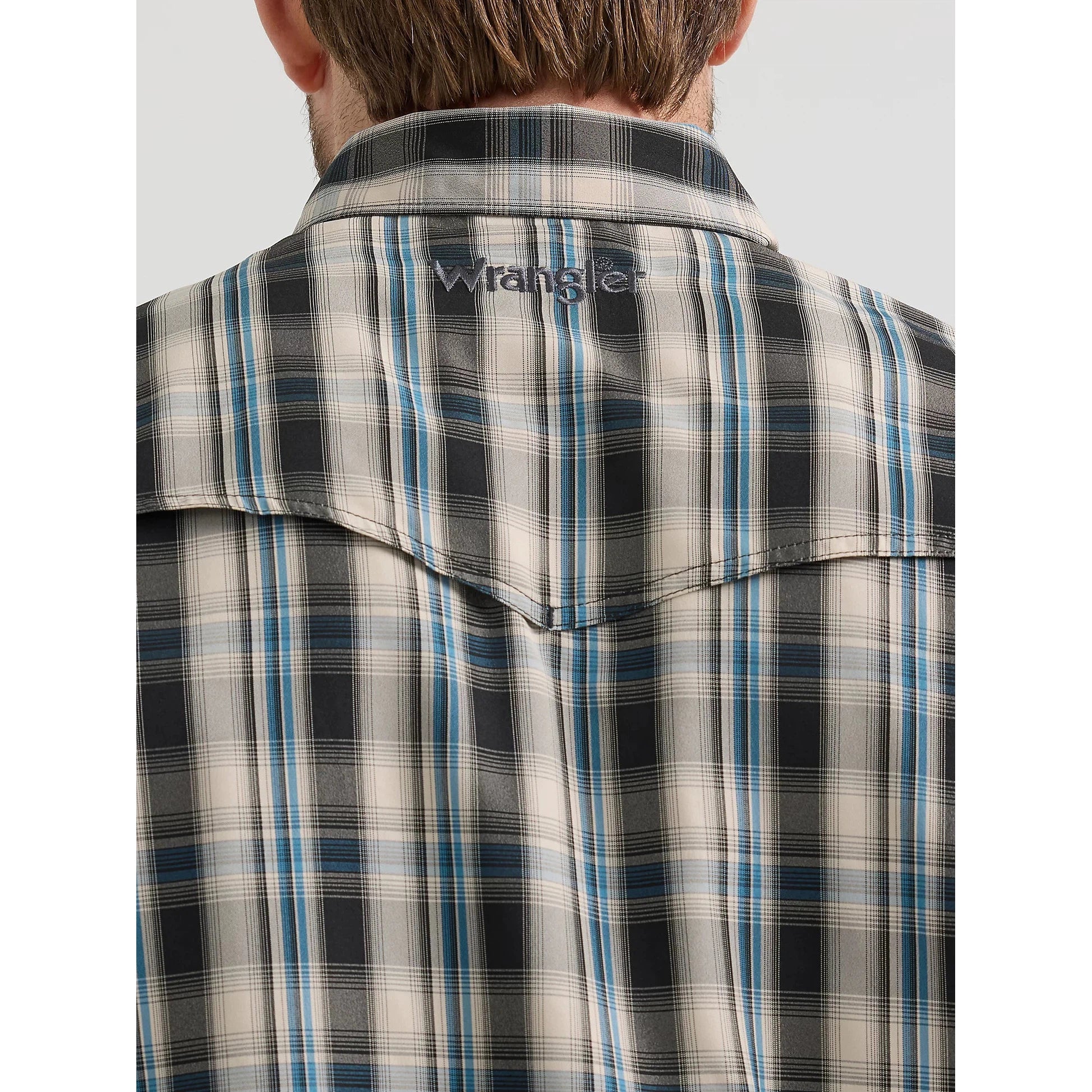 Wrangler Men's Performance Snap Long Sleeve Solid Shirt - Tan Black - Image 5