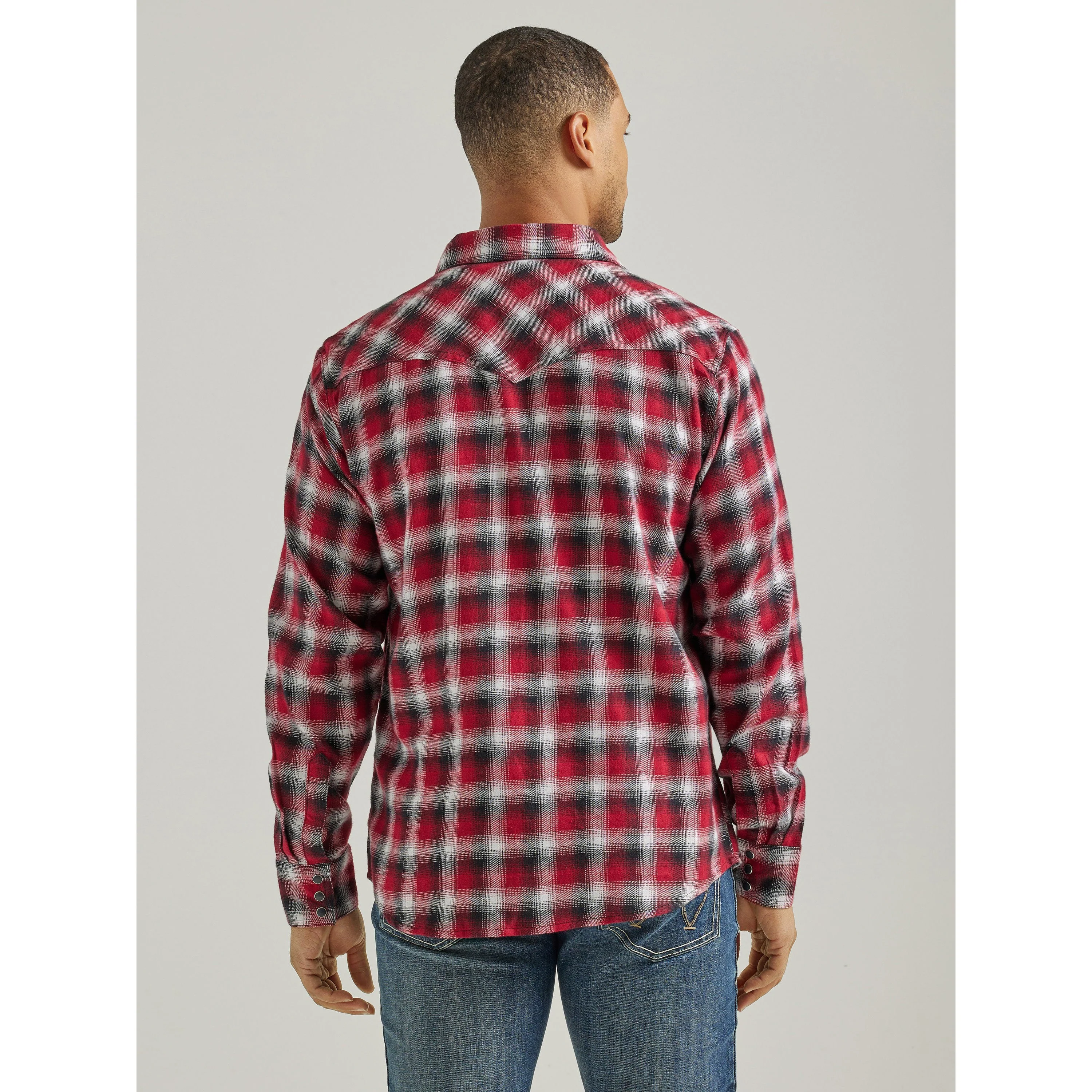 Wrangler Men's Retro Long Sleeve Modern Fit Snap Shirt - Red - Image 2
