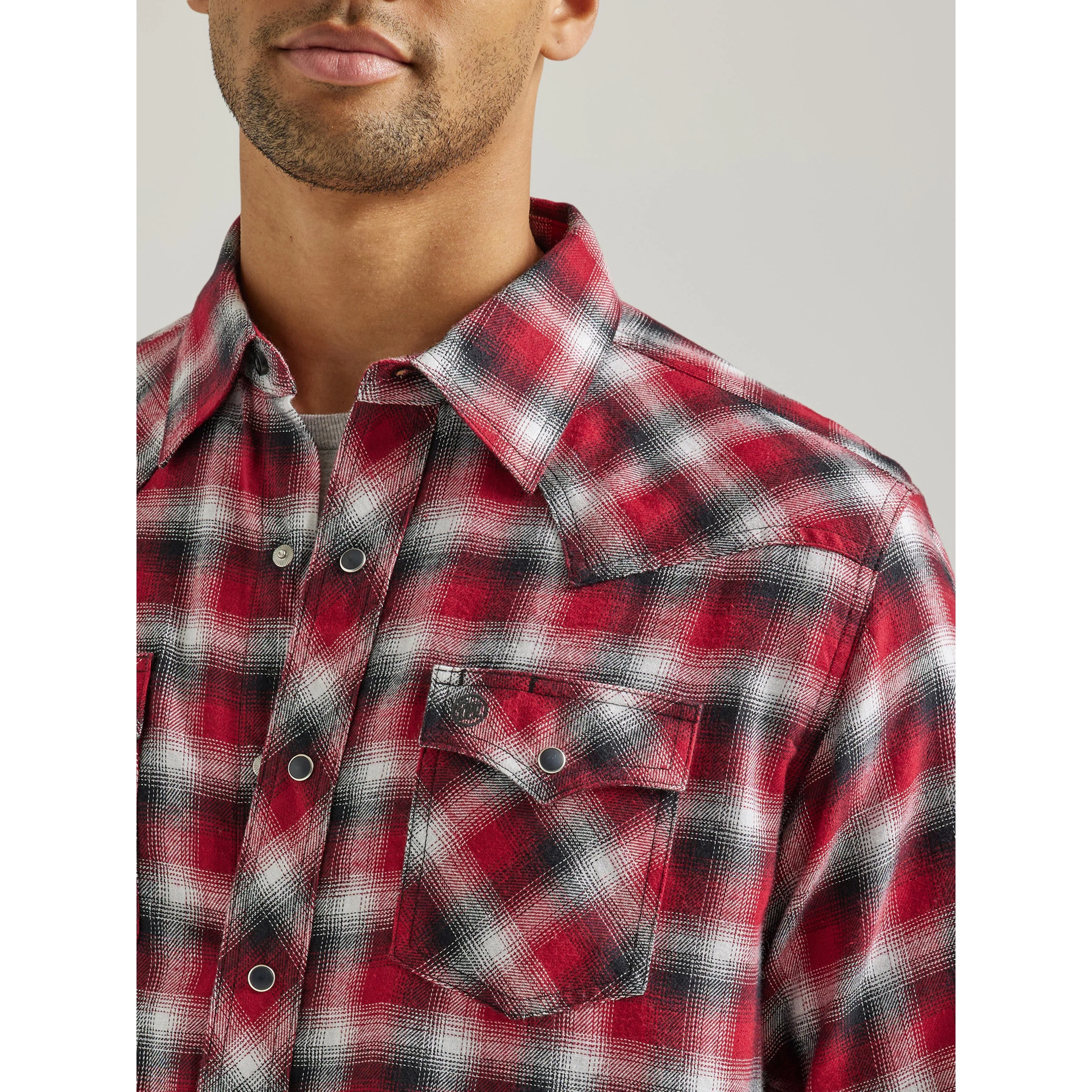 Wrangler Men's Retro Long Sleeve Modern Fit Snap Shirt - Red - Image 3