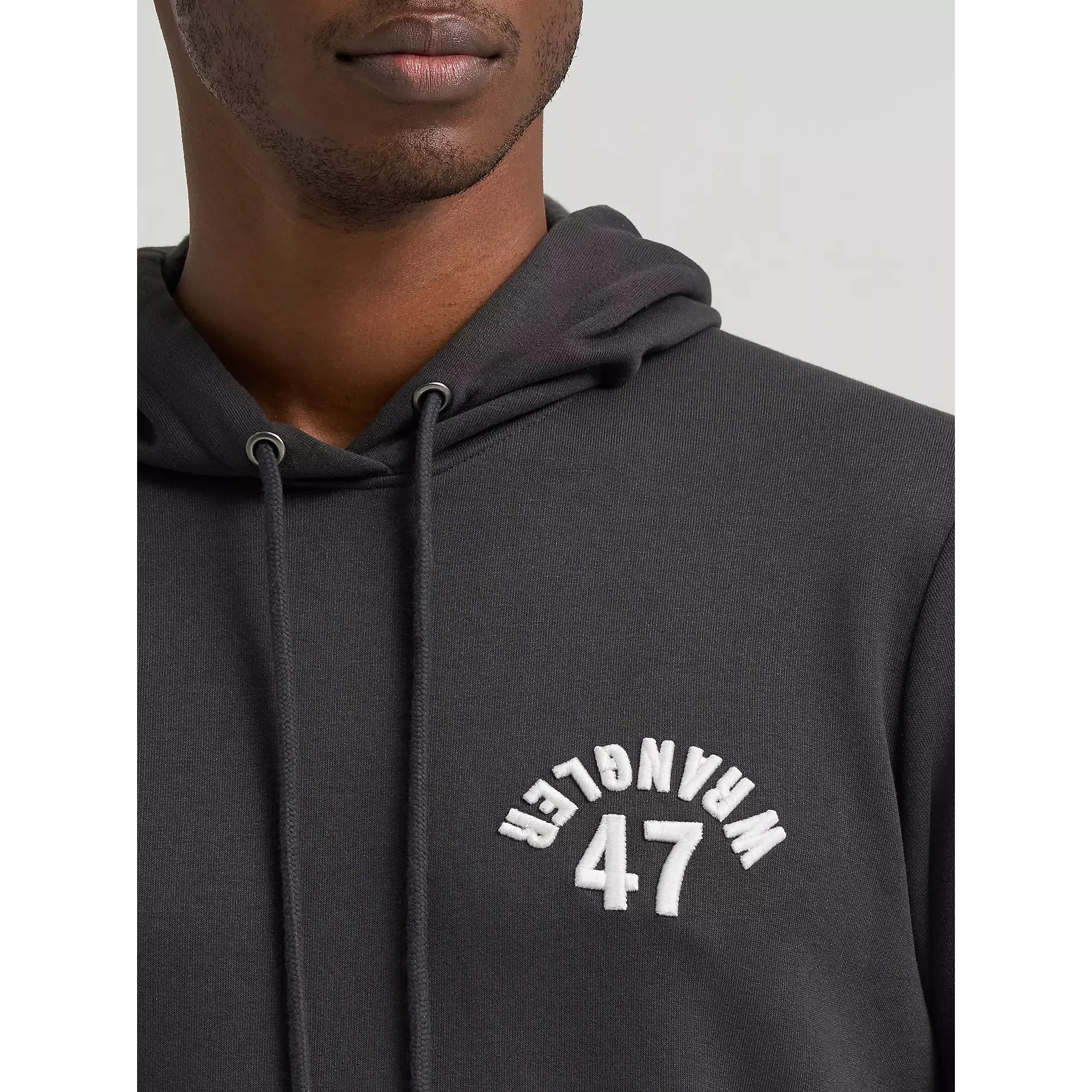 Wrangler Men's Upside Down Wrangler Graphic Hoodie - Phantom - Image 3