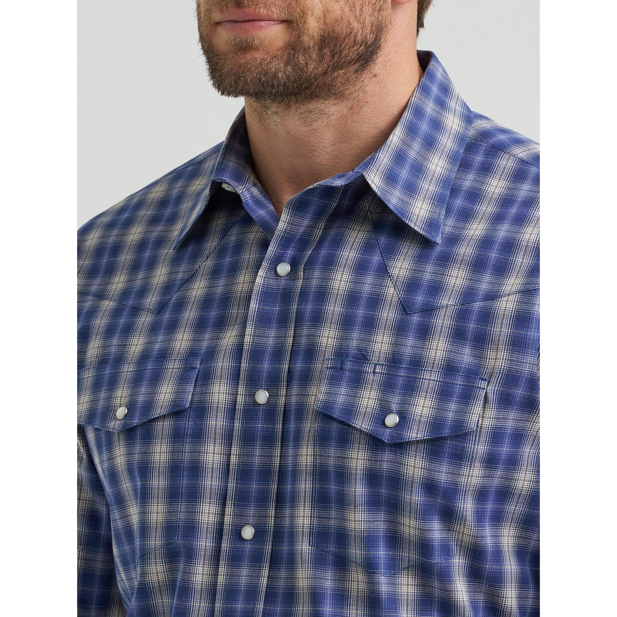 Wrangler Men's Wrinkle Resistant Long Sleeve Western Plaid Shirt - Blue/White - Image 3