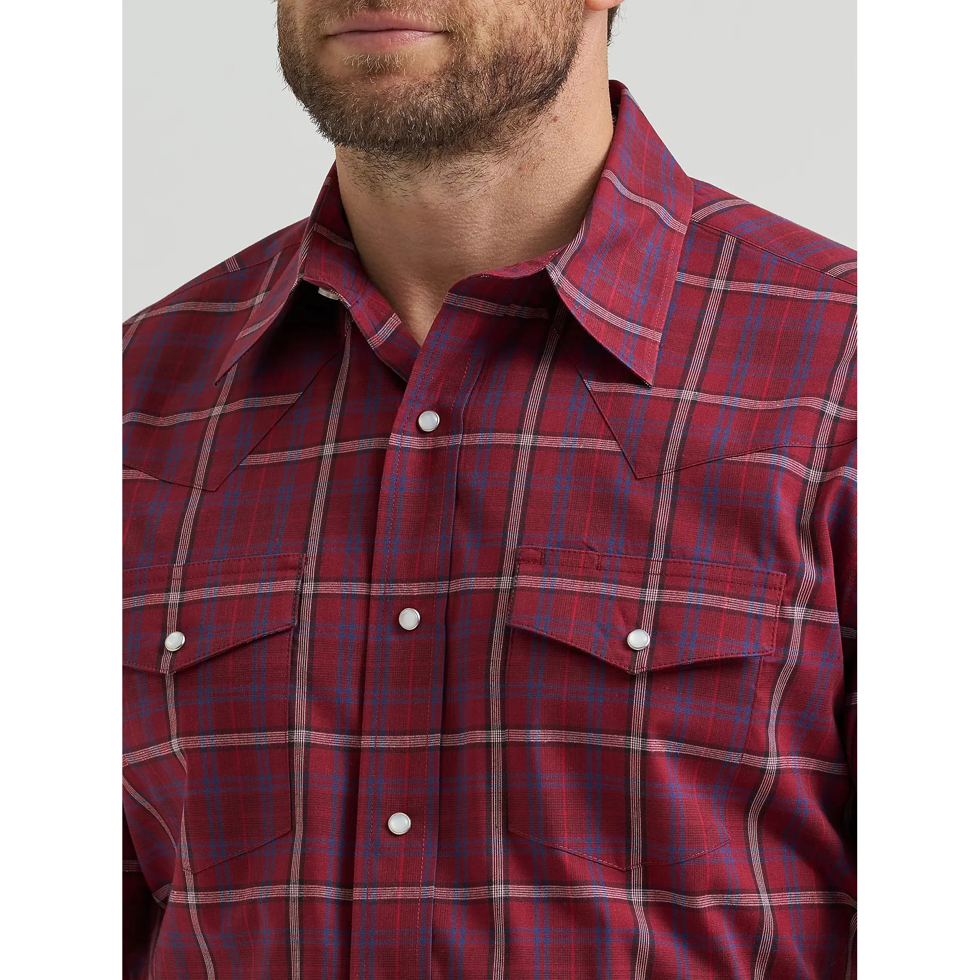 Wrangler Men's Wrinkle Resistant Long Sleeve Western Plaid Shirt - Garnet - Image 4
