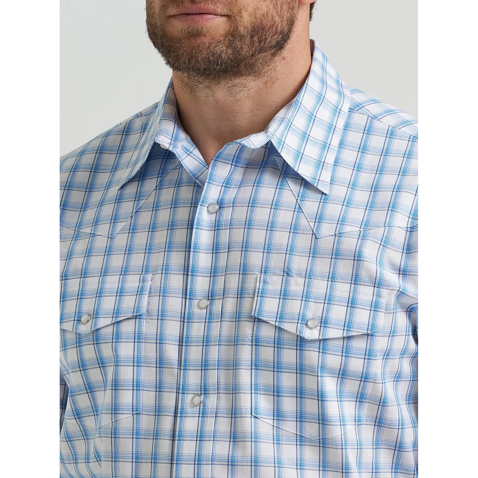 Wrangler Men's Wrinkle Resistant Long Sleeve Western Plaid Shirt - True Blue Plaid - Image 3