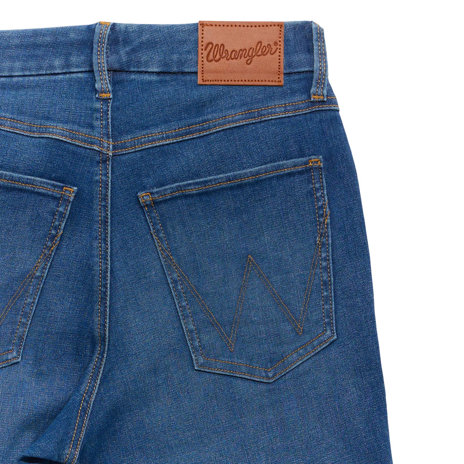 Wrangler Women's  High Rise Bespoke Bootcut Jean - Pearl - Image 2